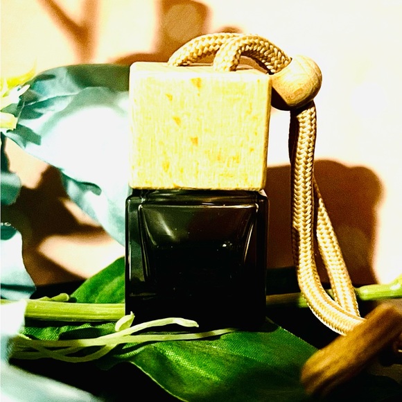 Personal Space Diffusers - Picture 6 of 6